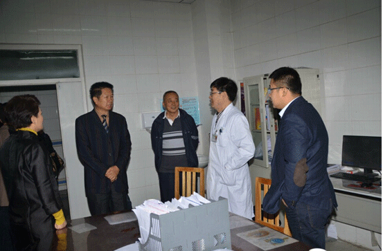 商务厅住村工作组与普瑞眼科医院领导沟通相关事宜